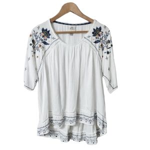 Boho Style Embroidered Floral Elbow Sleeve Top | Knox Rose | Large